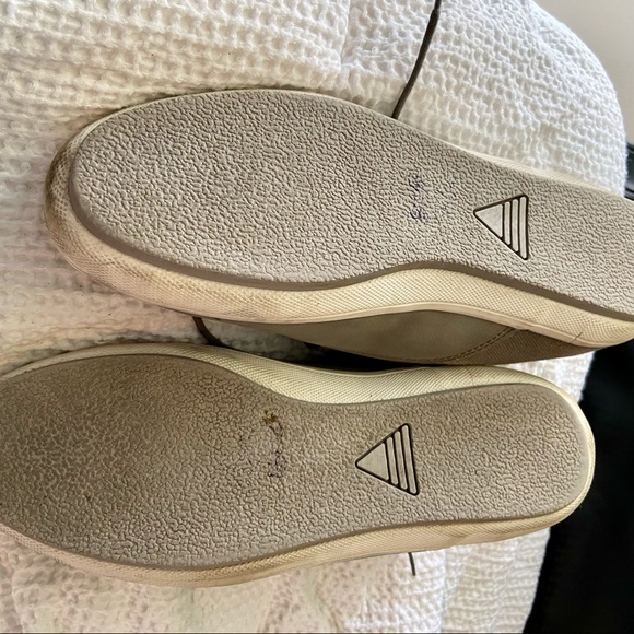 SZ 10 GREY ALDO LACE UP SHOES W DENIM LINING - Picture 7 of 8